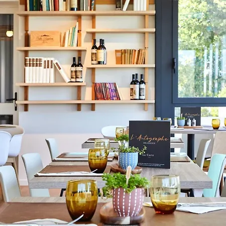 Ibis La Roche Sur Yon Vendespace 3* Муйерон-ле-Каптиф