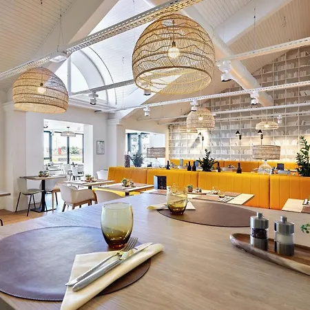 Ibis La Roche Sur Yon Vendespace Отель 3*