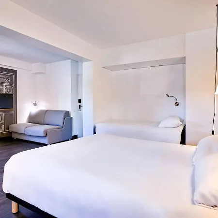 Отель Ibis La Roche Sur Yon Vendespace