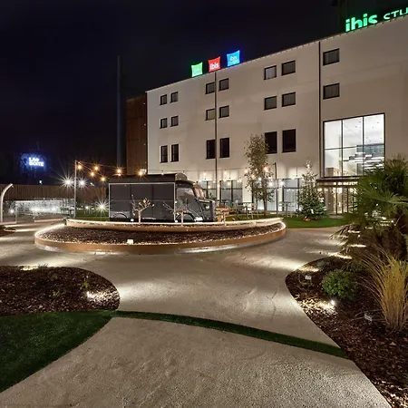Ibis La Roche Sur Yon Vendespace 3* Муйерон-ле-Каптиф