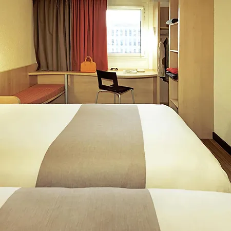 Hotel Ibis La Roche Sur Yon Vendespace 3*