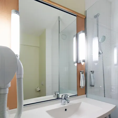 Hotel Ibis La Roche Sur Yon Vendespace 3*