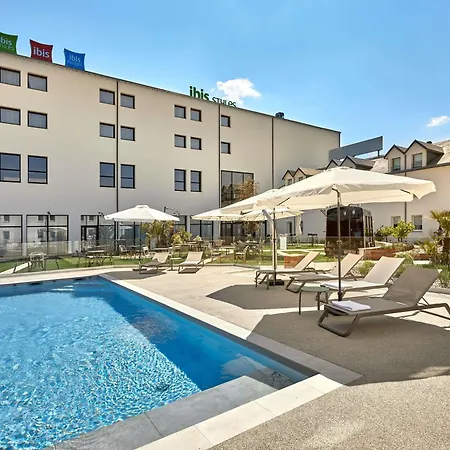 Ibis La Roche Sur Yon Vendespace ホテル