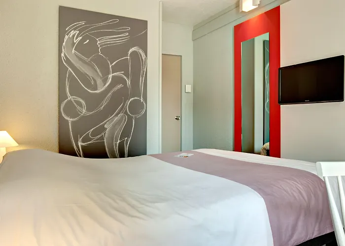 Ibis La Roche Sur Yon Vendespace فندق