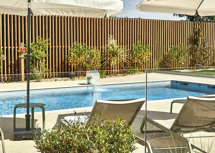 Ibis La Roche Sur Yon Vendespace فندق