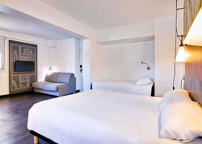 Ibis La Roche Sur Yon Vendespace 3*