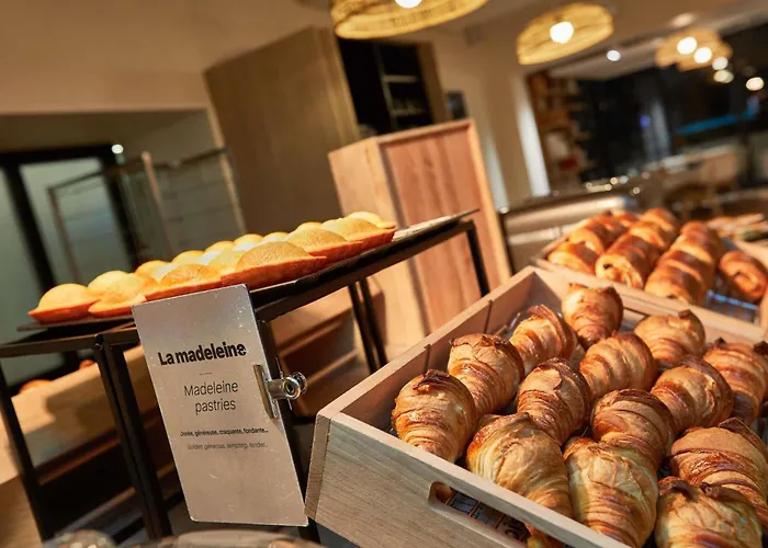 Ibis La Roche Sur Yon Vendespace فندق