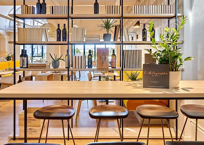 Ibis La Roche Sur Yon Vendespace ميورو لو كابْتيفْ