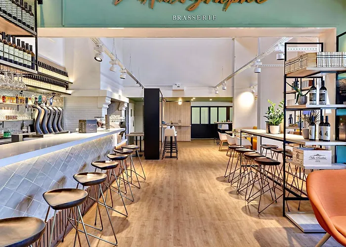 Ibis La Roche Sur Yon Vendespace فندق ميورو لو كابْتيفْ